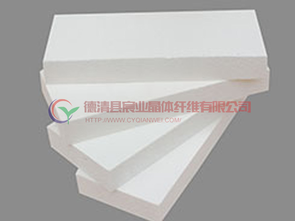 Polycrystalline mullite fiber felt